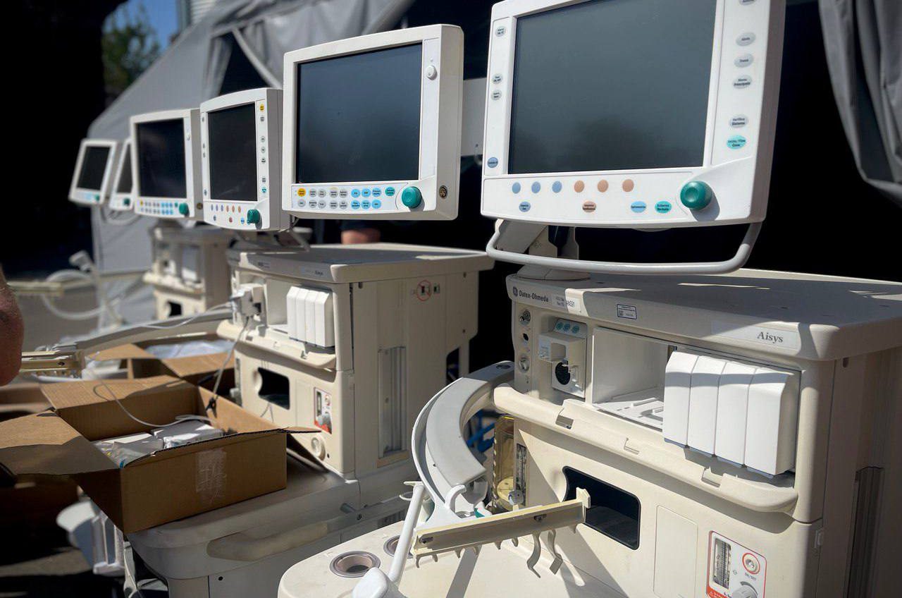 Італія надала Одесі три сучасні дихальні станції для хірургічних операцій (фото) «фото»