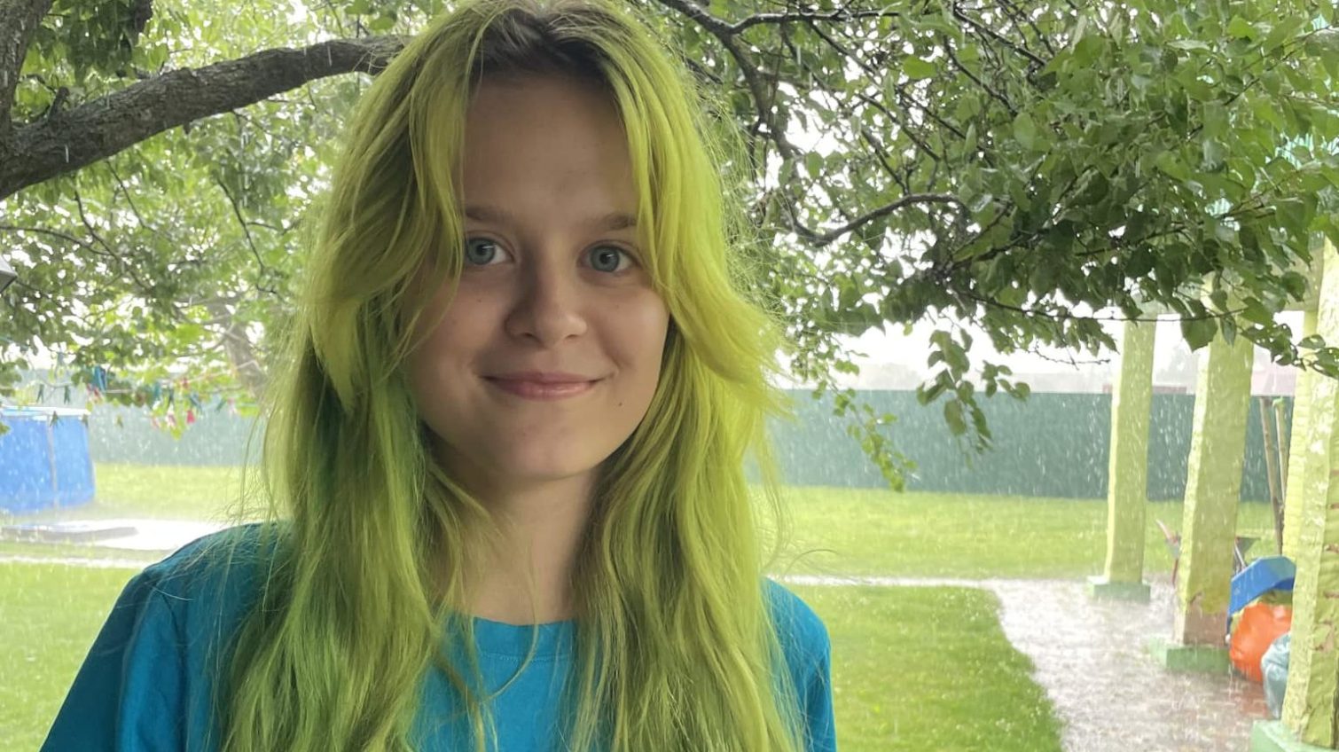 Лесіївна: у столиці 16-річна дівчина замінила у документах по-батькові на матронім «фото»