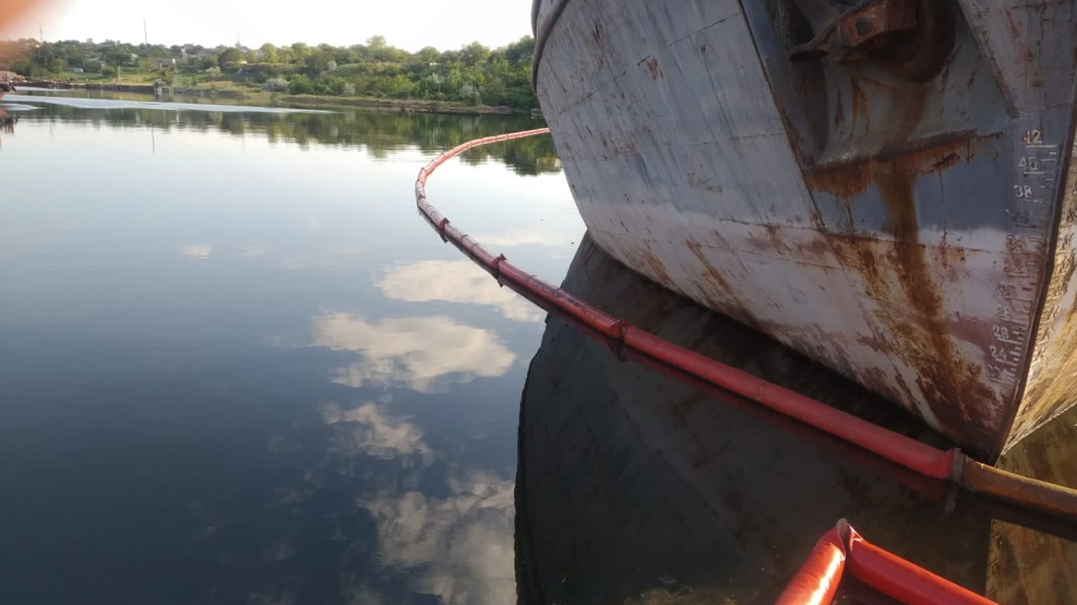 Витік нафти у Сухому лимані: збитки завдані водоймам екологи оцінили у 2 тис. доларів «фото»