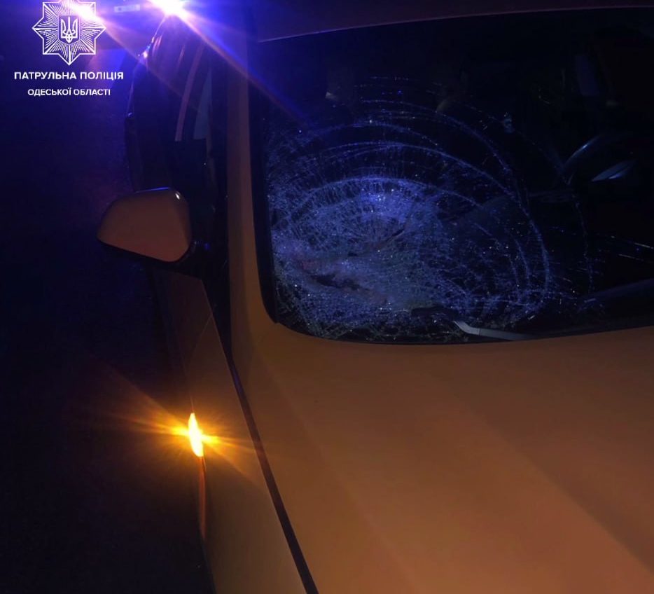 На Молдаванці автівка на смерть збила пішохода (фото) usionline.com На Молдаванці автівка на смерть збила пішохода (фото) «фото»