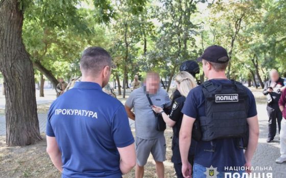 Одесит зі подільником-рецидивістом організував переправлення ухилянтів до Молдови (фото) «фото»