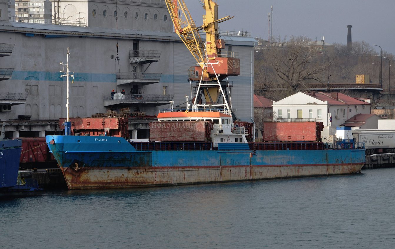 З порту Одеси «зерновим коридором» вийшло судно з цікавою історією «фото»