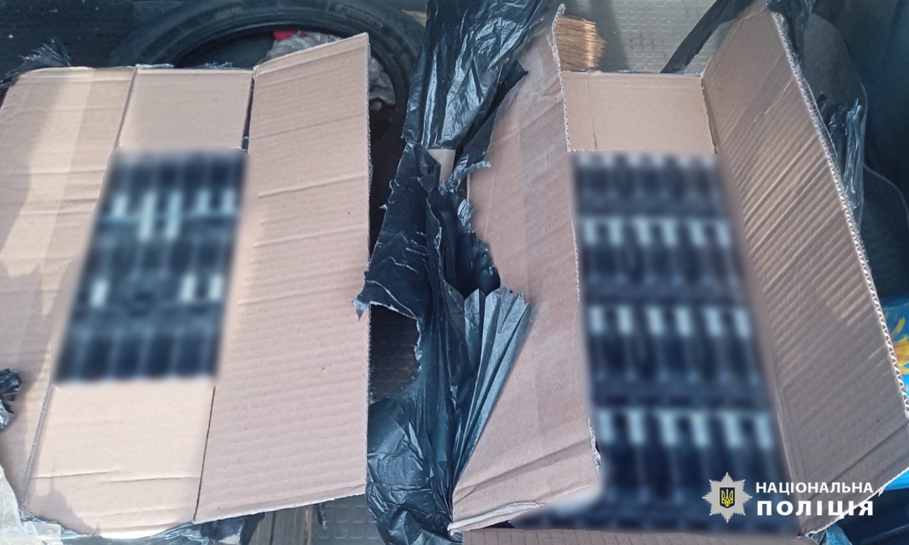 На Одещини вилучили 2 500 пачок контрафактних цигарок (фото) «фото»