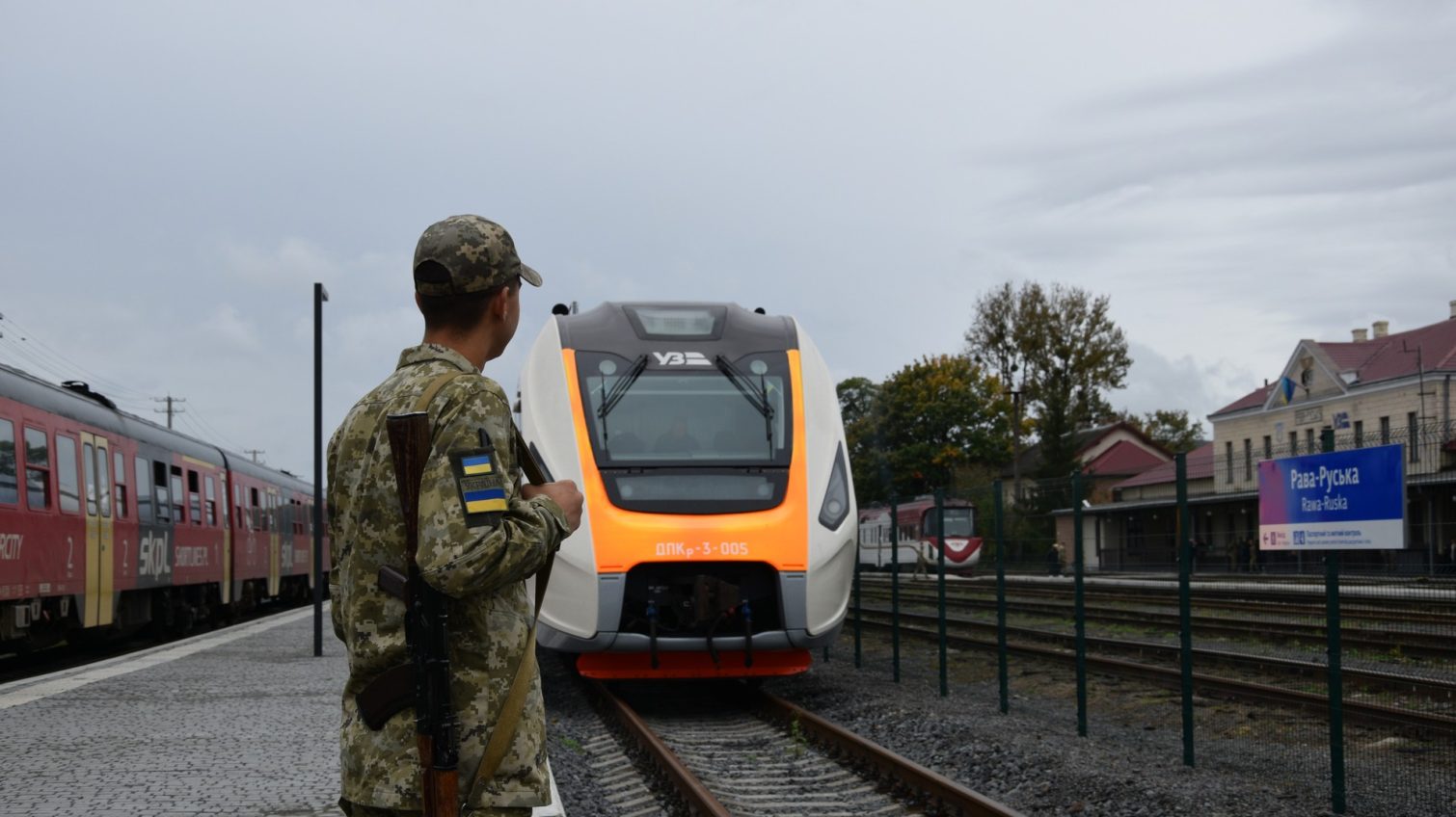 З України до Польщі почав ходити поїзд маршрутом, яким не користувались 18 років (фото, відео) «фото»