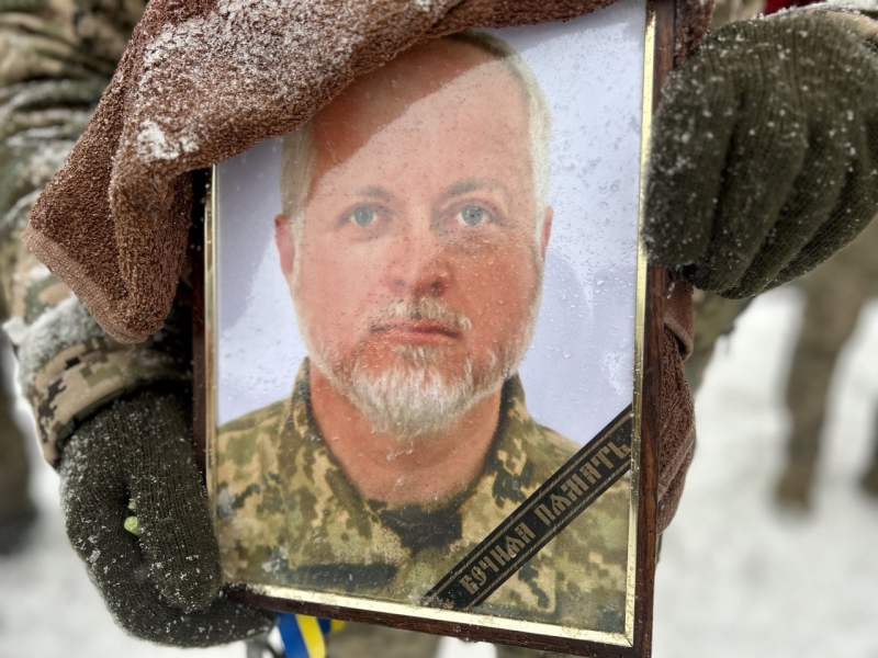 Повернувся на щиті: подільчани прощалися з 51-річним захисником України (фото) «фото»