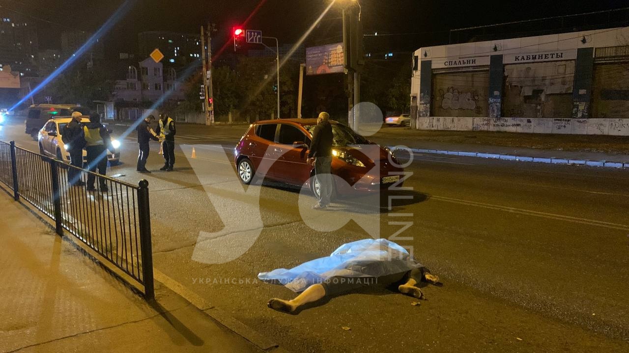 На Люстдорфській дорозі в Одесі сталася ДТП – загинув чоловік (фото) «фото»