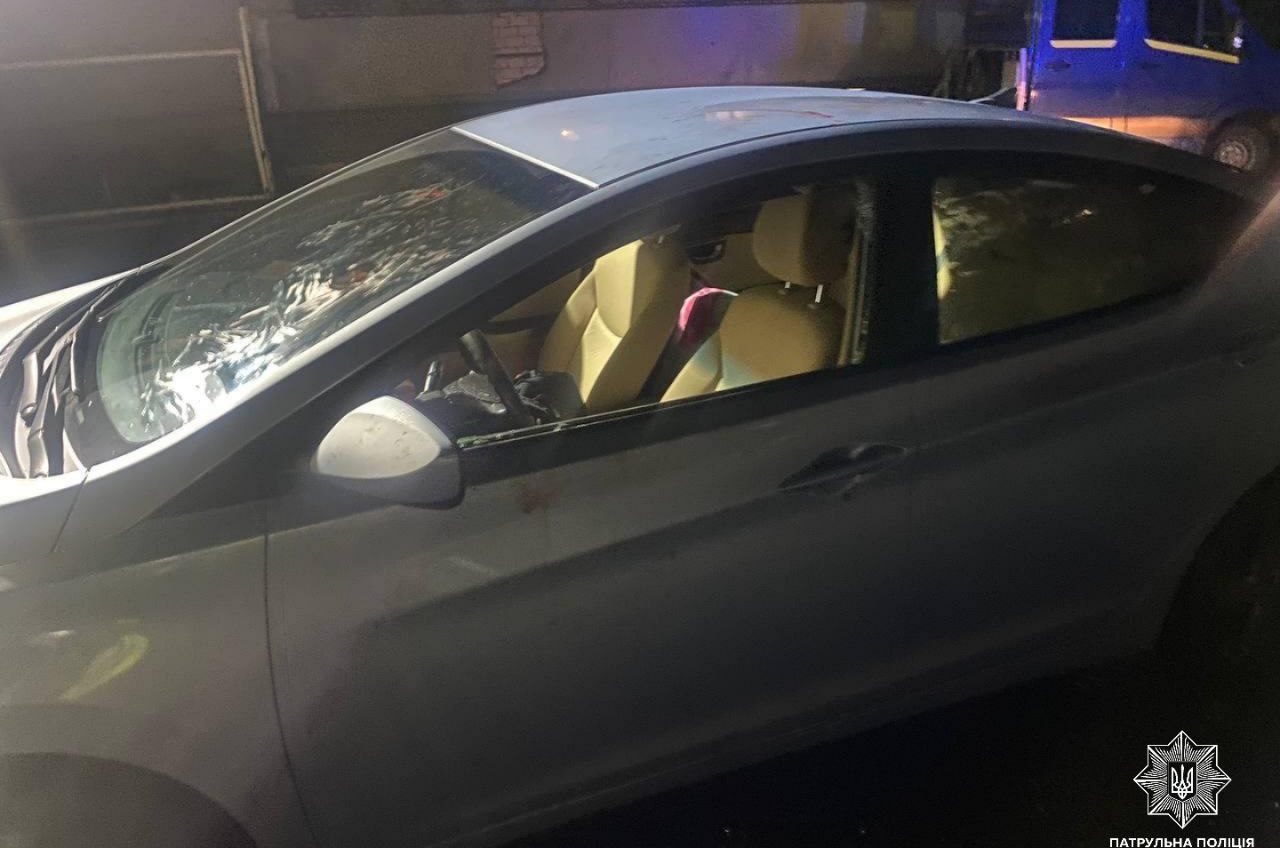 В Одесі спіймали чоловіка якій пошкодив автомобілі одної марки (фото) «фото»