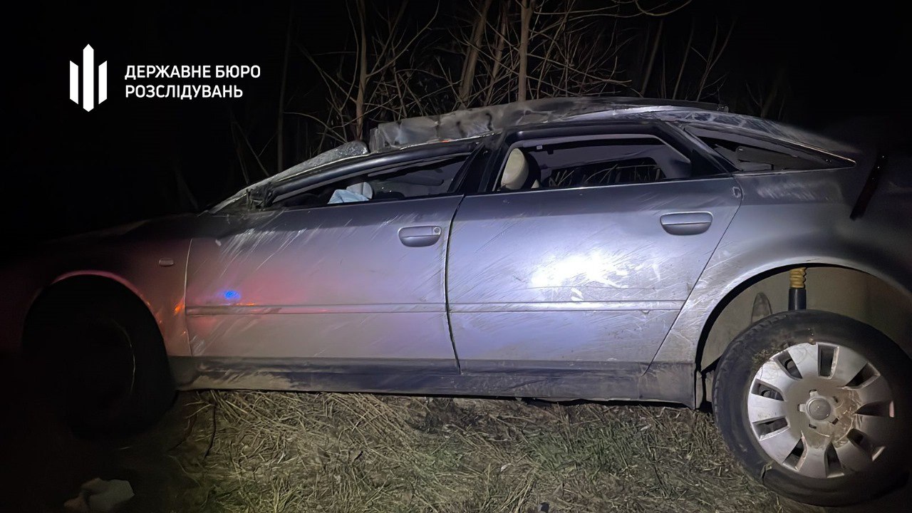 На Одещині п’яний поліцейський на автівці врізався у фуру: є постраждалі (фото) «фото»