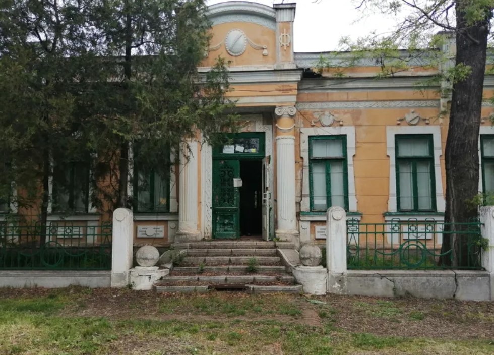 На Одещині продають занедбану пам’ятку архітектури (фото) «фото»