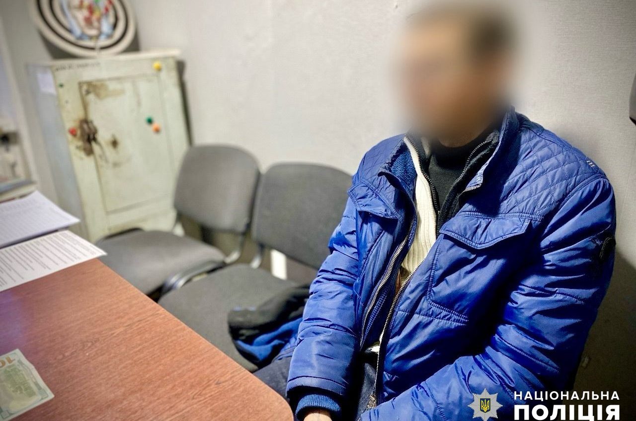 В Одесі крадій намагався відкупитися від суду (фото) «фото»