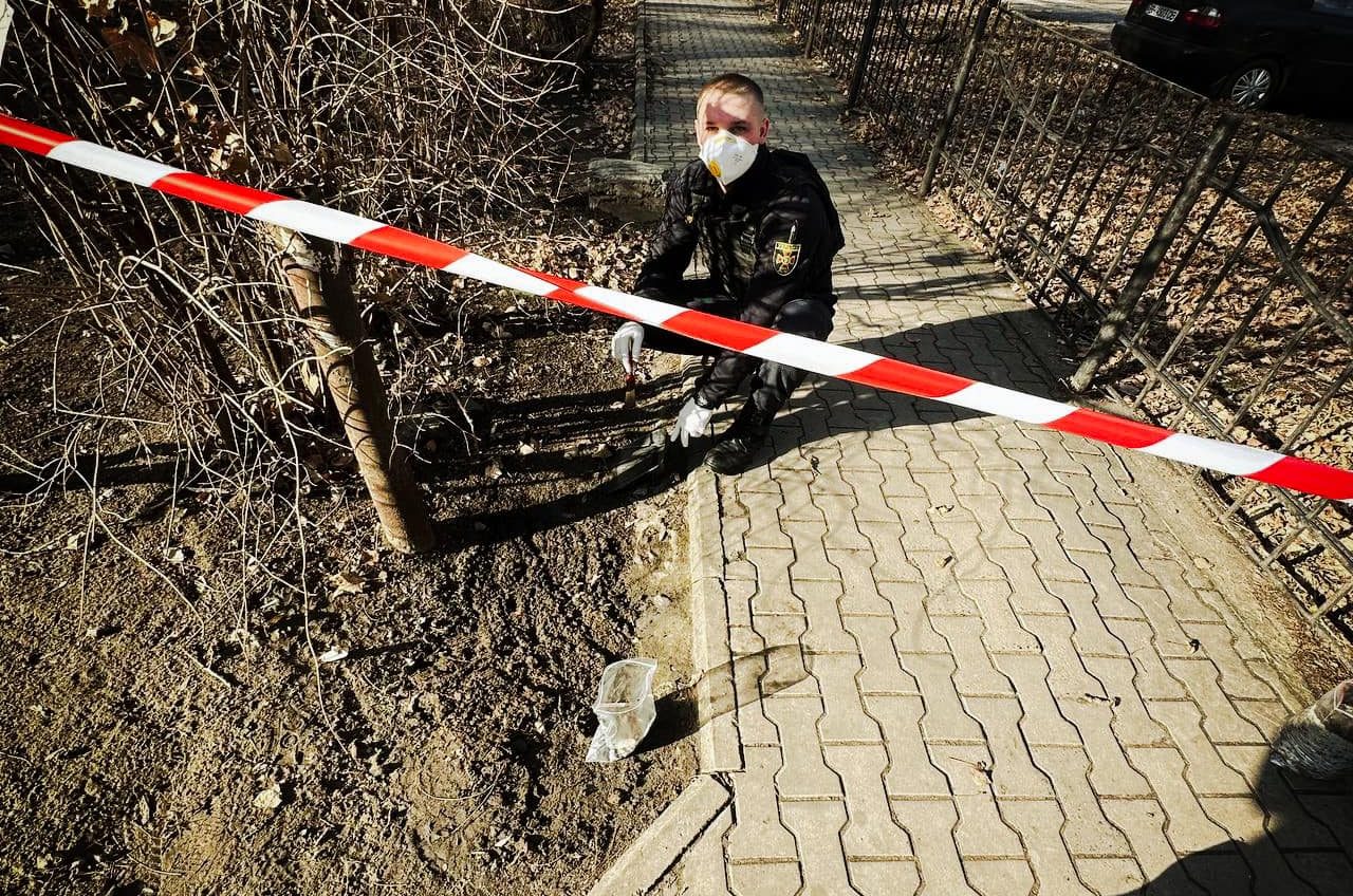 В Одесі зібрали 30 кг ґрунту забрудненого ртуттю (фото) «фото»