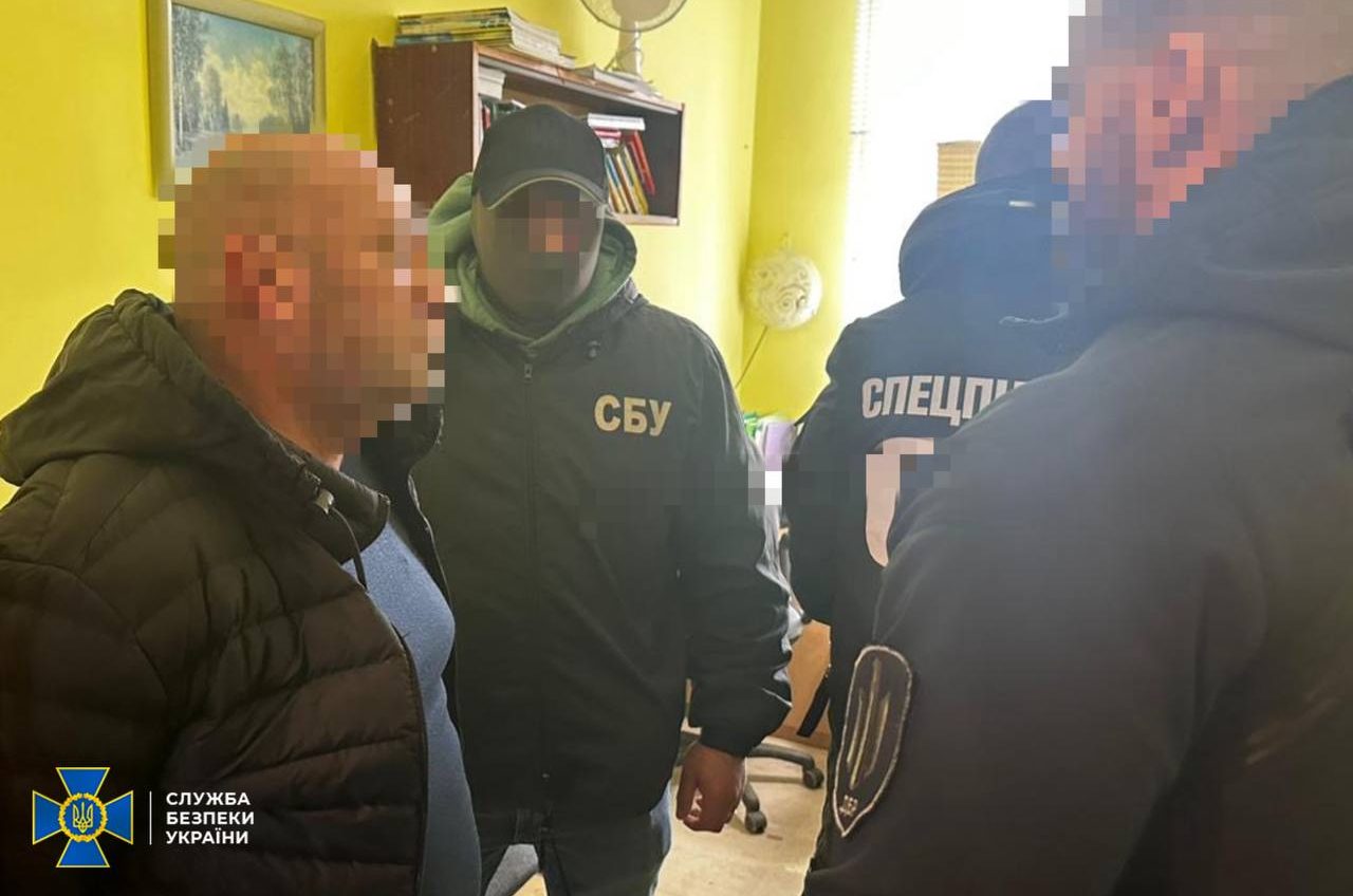 На Одещині чиновник міграційної служби вимагав хабарі за підтвердження дітям громадянства (фото) «фото»