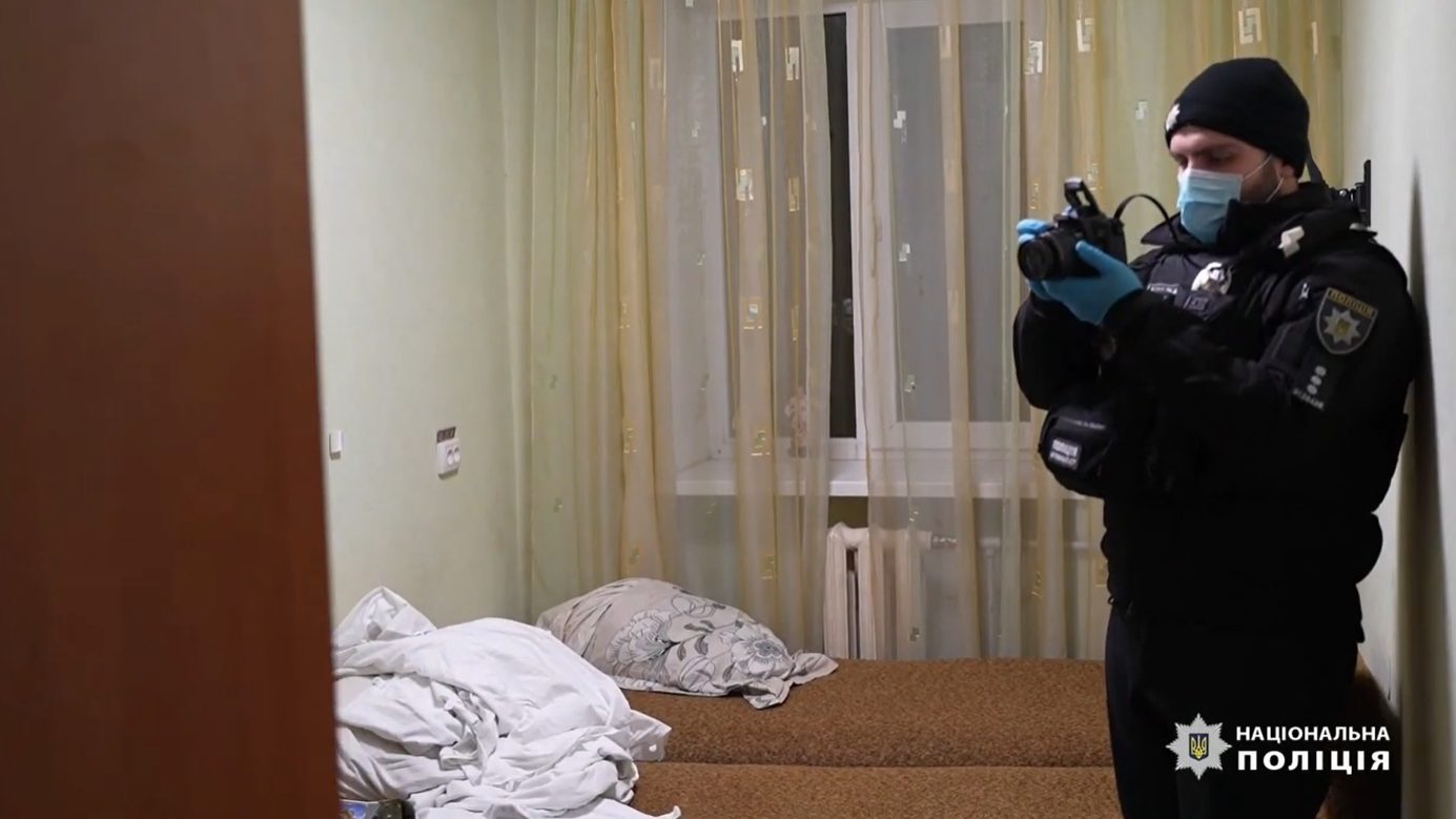 В Одесі чоловік до смерті забив свого приятеля і ліг спати в нього вдома (фото, відео) «фото»