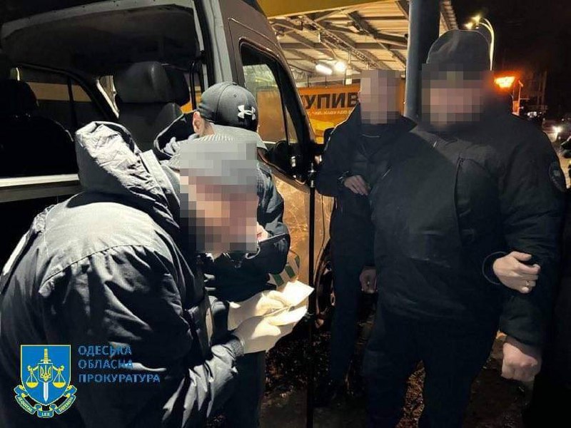В Одесі за корупцію судитимуть інспектора Укртрансбезпеки, який заробляв на перевізниках «фото»