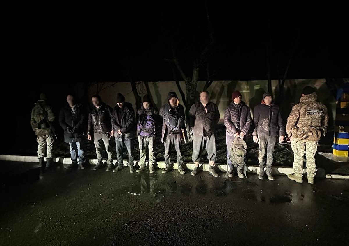 На Одещині затримали вісім чоловіків які намагались незаконно перетнути кордон (відео) «фото»