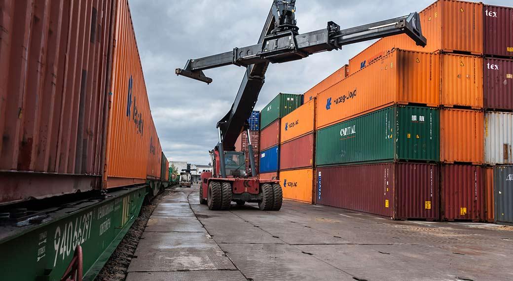 За 2-3 тижні до портів Великої Одеси повернуться контейнерні перевезення, а  згодом – поромні — УСІ Online