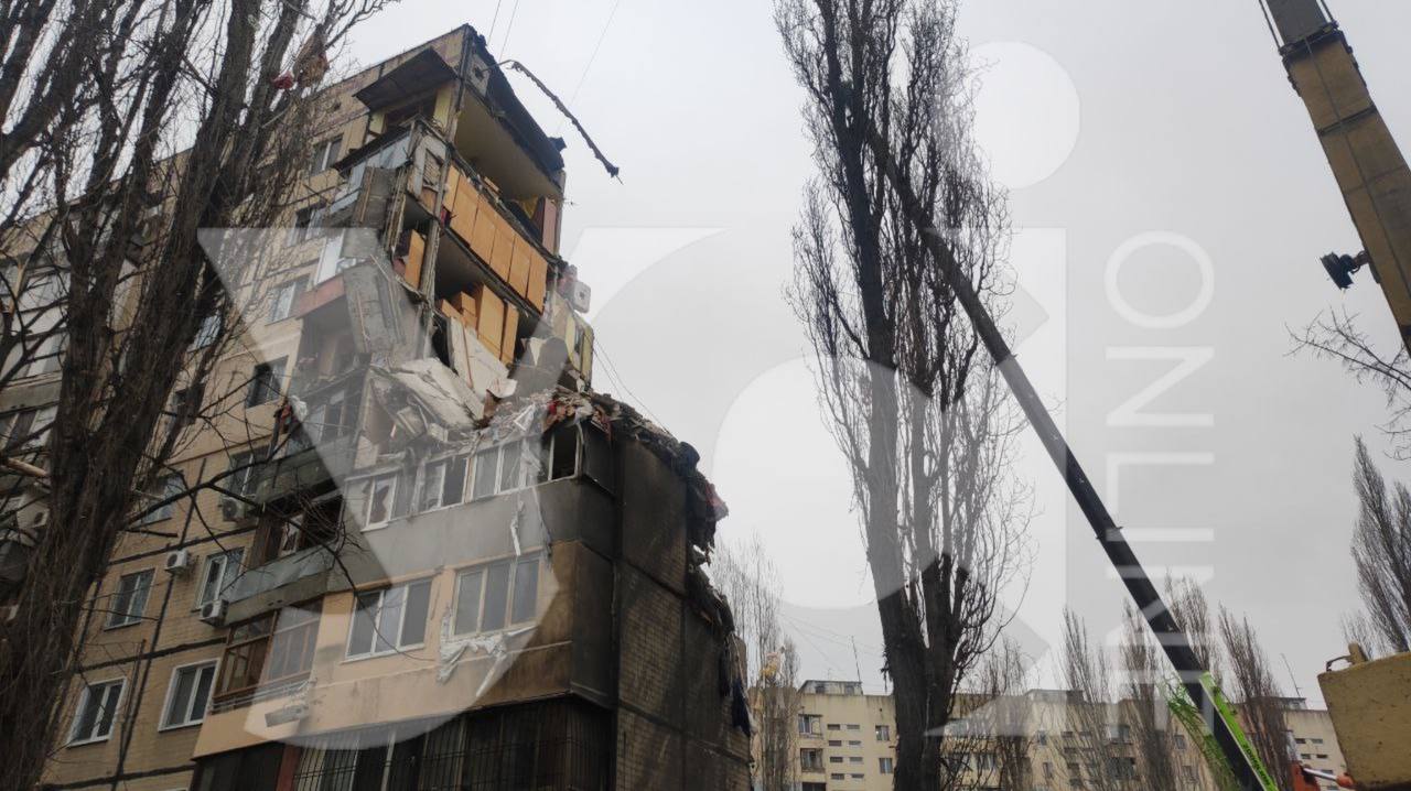 Росіяни вночі зруйнували будинок в Одесі, є загиблі: всі подробиці (ОНОВЛЮЄТЬСЯ, фото) «фото»