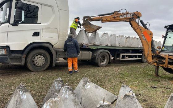 На Одещині вже встановили понад 5 тисяч «зубів дракона»: як просувається будівництво укріплень (фото) «фото»