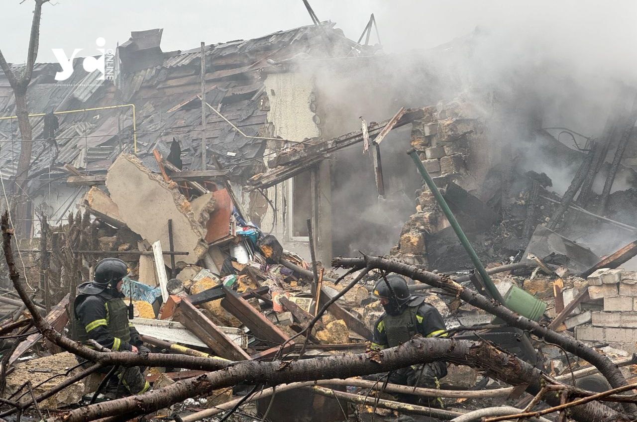 Росіяни зруйнували приватні житлові будинки в Одесі (ОНОВЛЕНО, фото) «фото»