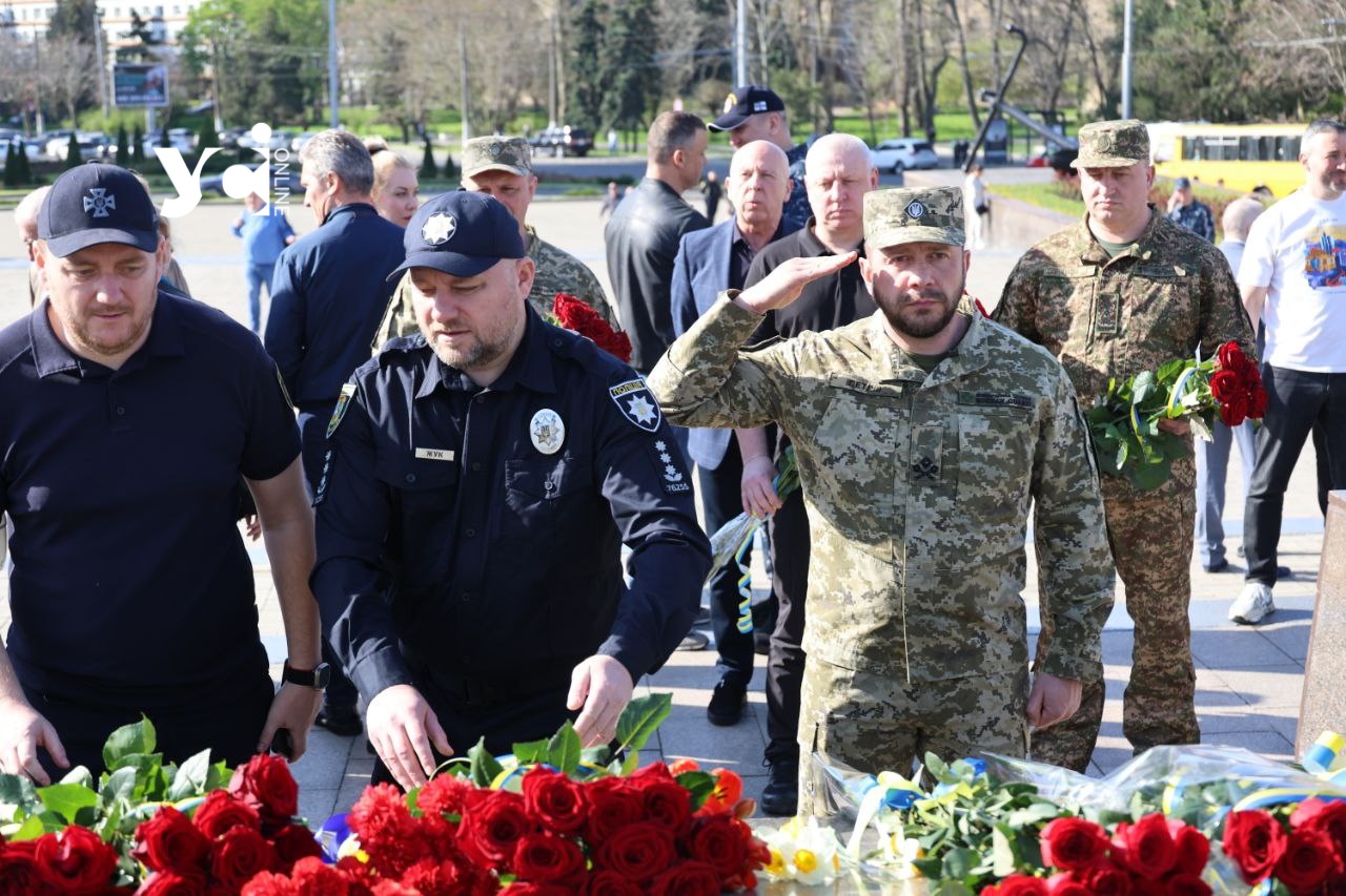Одеса відзначає 80-річчя визволення міста від фашистських загарбників ...