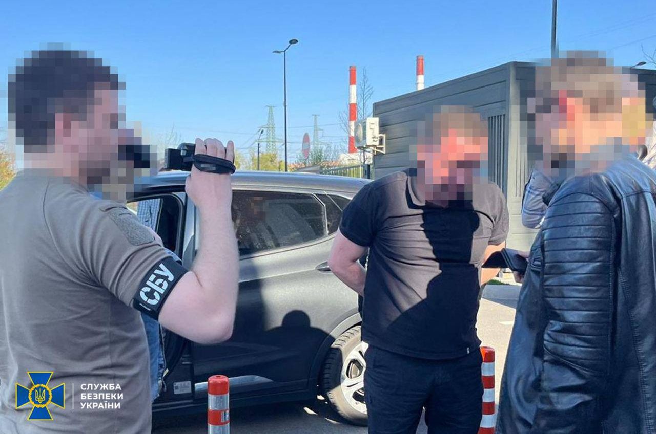 Корупція на митниці: на Одещині затримали посадовця, який вимагав «данину» з перевізників (фото) «фото»