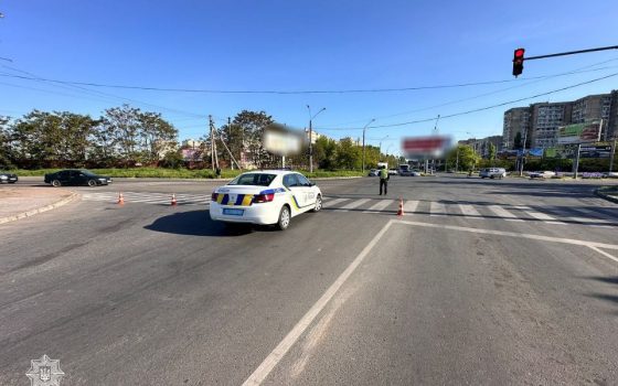 Доведеться об’їжджати: в Одесі на двох вулицях обмежили рух транспорту через наслідки атаки росіян «фото»