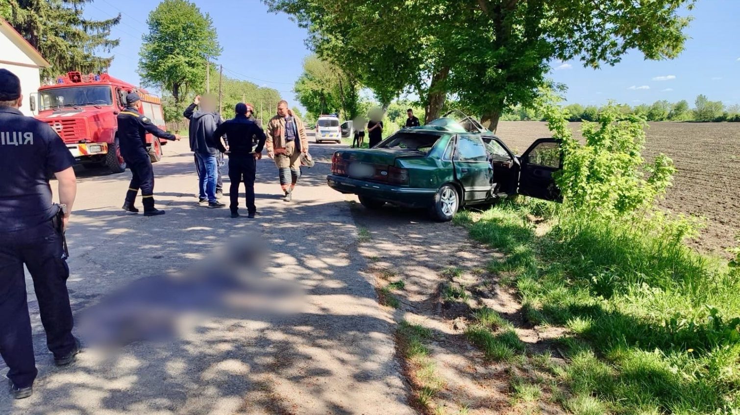 Моторошна ДТП на Одещині: машина вщент, водій загинув, дитина у лікарні (фото) usionline.com Моторошна ДТП на Одещині: машина вщент, водій загинув, дитина у лікарні (фото) «фото»