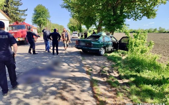 Моторошна ДТП на Одещині: машина вщент, водій загинув, дитина у лікарні (фото) «фото»