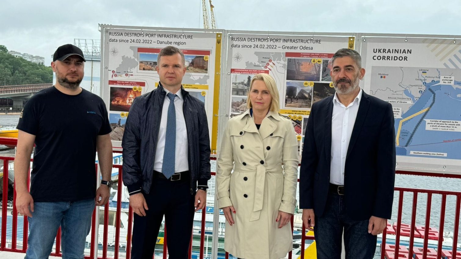 Одеський порт відвідали за день 4 міжнародні делегації (фото) «фото»