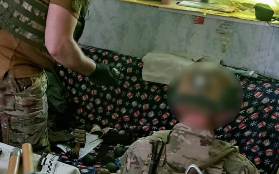 На Одещині поліцейські виявили військового, який з фронту привіз зброю (фото) «фото»