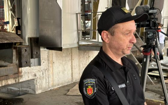 В Одесі охоронці громадського формування заважали журналістам працювати на місці прильоту «фото»