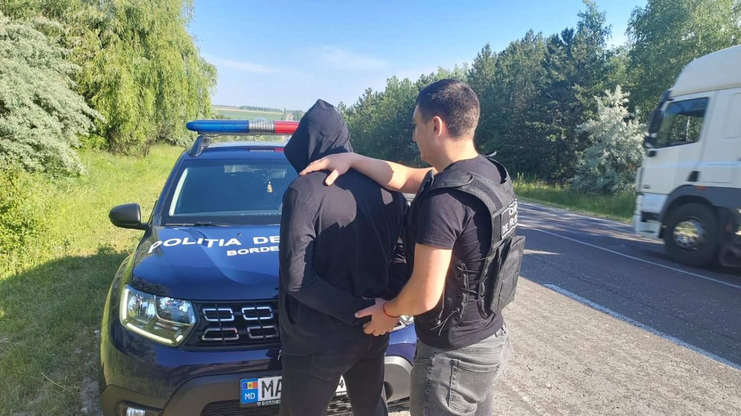 В Молдові викрили злочинне угрупування, яке незаконно переправляло українців за кордон (відео) «фото»