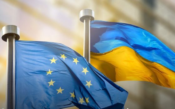 Українці отримають змогу розмовляти у роумінгу з ЄС без додаткової плати: президент підписав закон «фото»