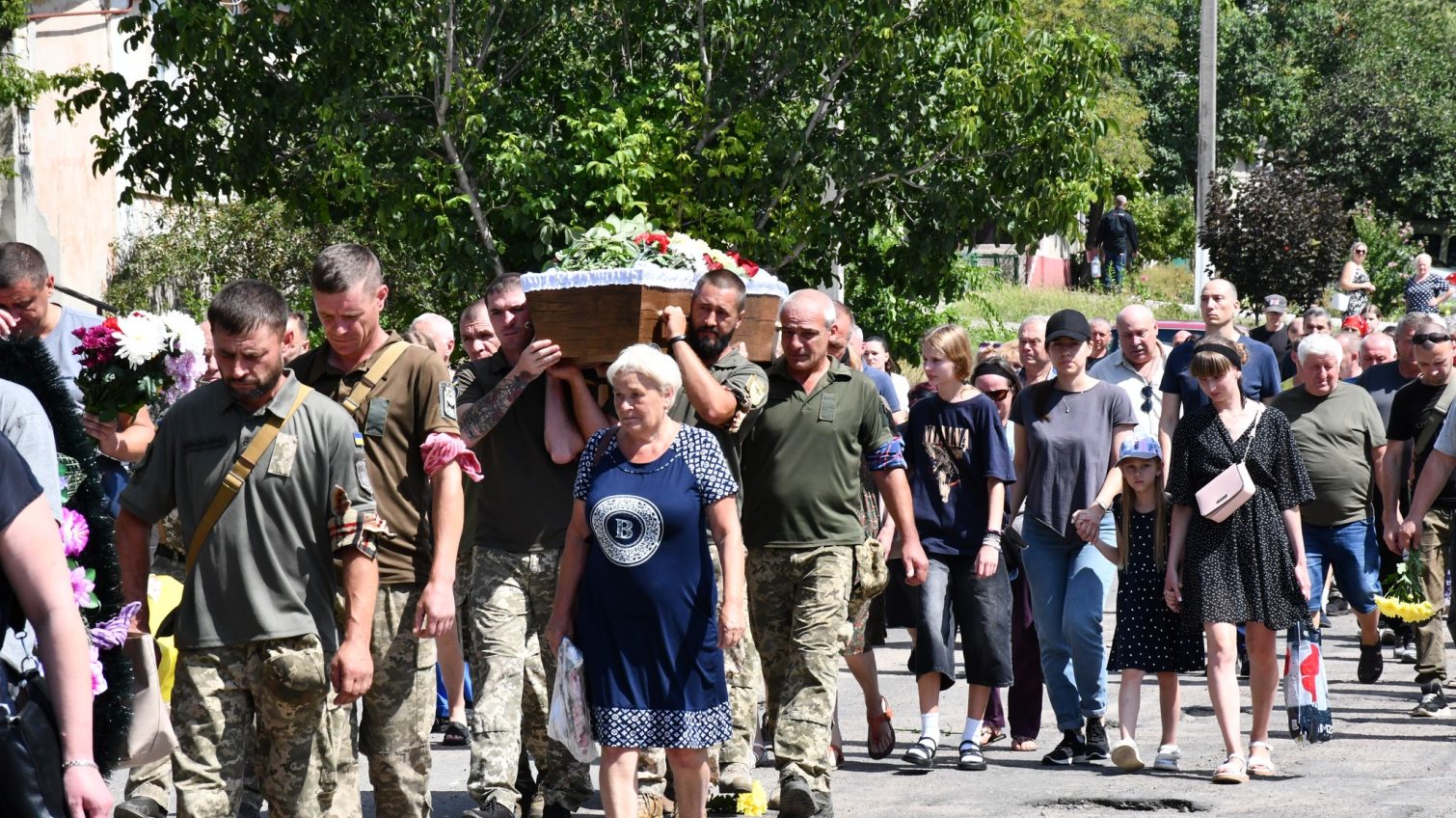 Березівська громада Одещини з пошаною провела в останню путь свого захисника (фото, відео) «фото»