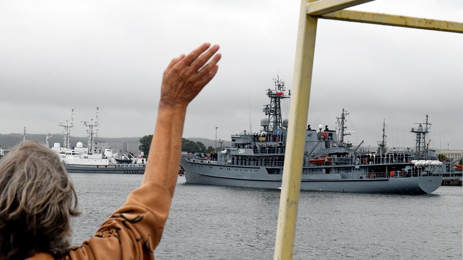 Одеські курсанти проходять морську практику на судні ВМС Польщі (фото) «фото»