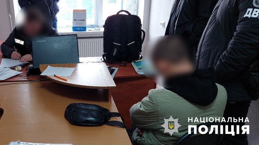 На Одещині поліція затримала покупців-шахраїв, які ошукали інтернет-продавців на 100 тисяч гривень «фото»