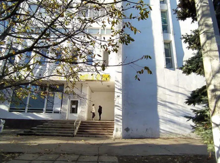 В Одесі продають будівлю та автогараж науково-дослідного та проектного інституту землеустрою за майже 5 млн «фото»
