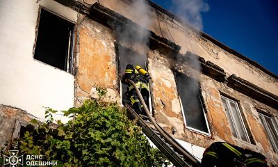 В центрі Одеси спалахнула квартира: загинув чоловік (фото) «фото»