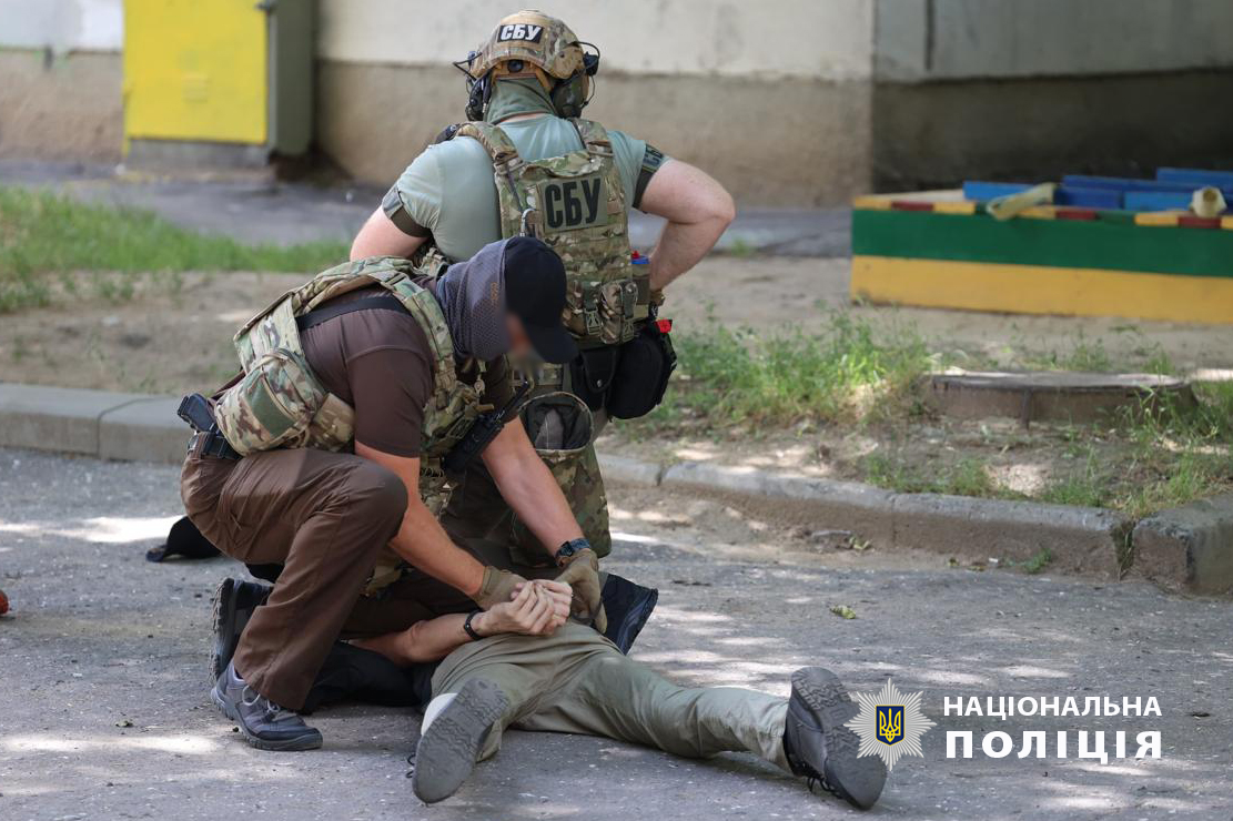 Торгував набоями та гранатами: поліцейські відправили одесита на лаву підсудних «фото»