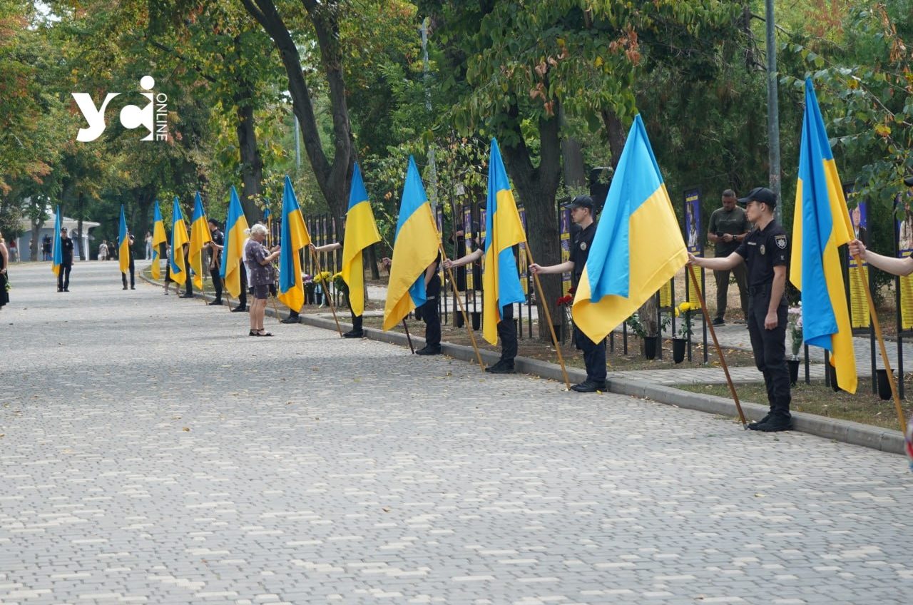 В Одесі урочисто відкрили Алею Героїв (фото) «фото»