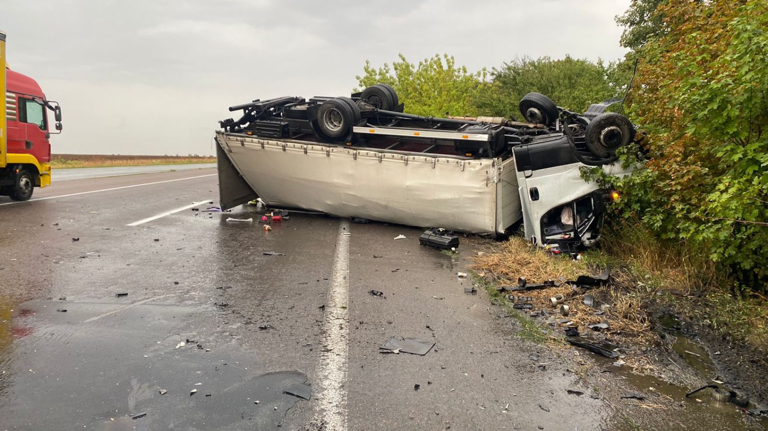 В Одеській області внаслідок ДТП за участі вантажівки загинули 2 дитини (фото) «фото»