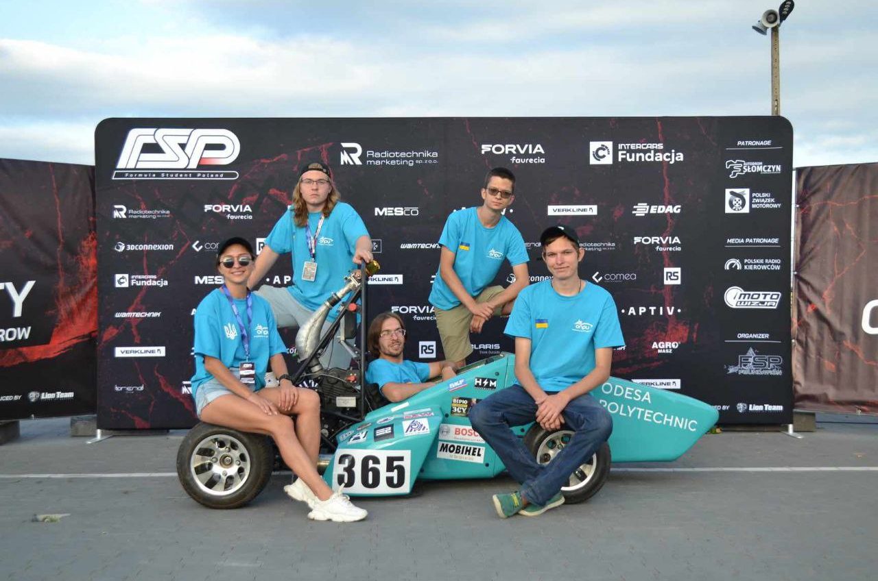 Команда Одеської політехніки взяла участь у Чемпіонаті світу FORMULA STUDENT (фото) «фото»