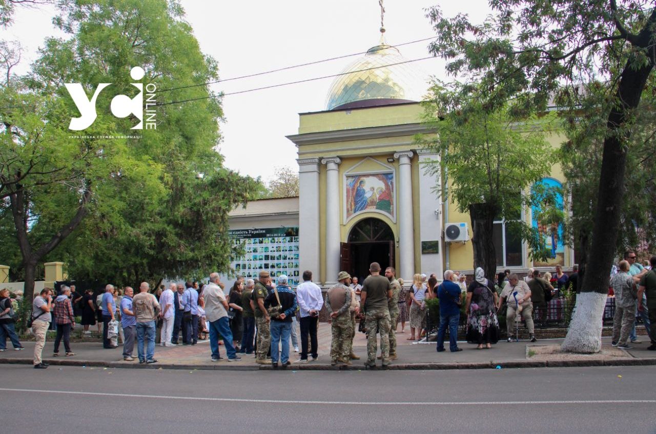 В Одесі на стіні пам’яті біля храму Різдва Христова відкрили імена 90 загиблих героїв (фото) «фото»