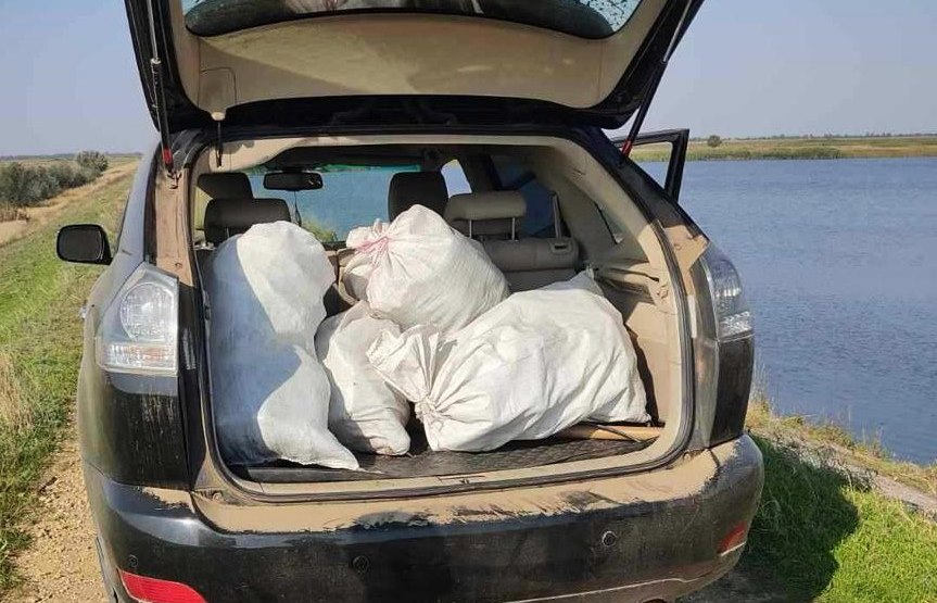 У Кілійській громаді біля водосховища прибрали сміттєзвалище (фото) «фото»