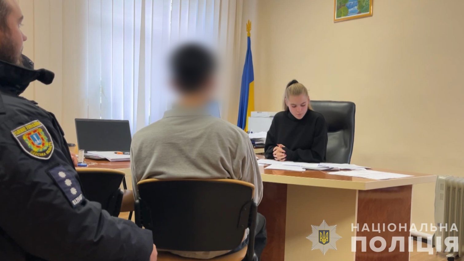 В Одесі поліція та СБУ затримали трьох паліїв адмінбудівель, двоє з них – підлітки (відео) «фото»