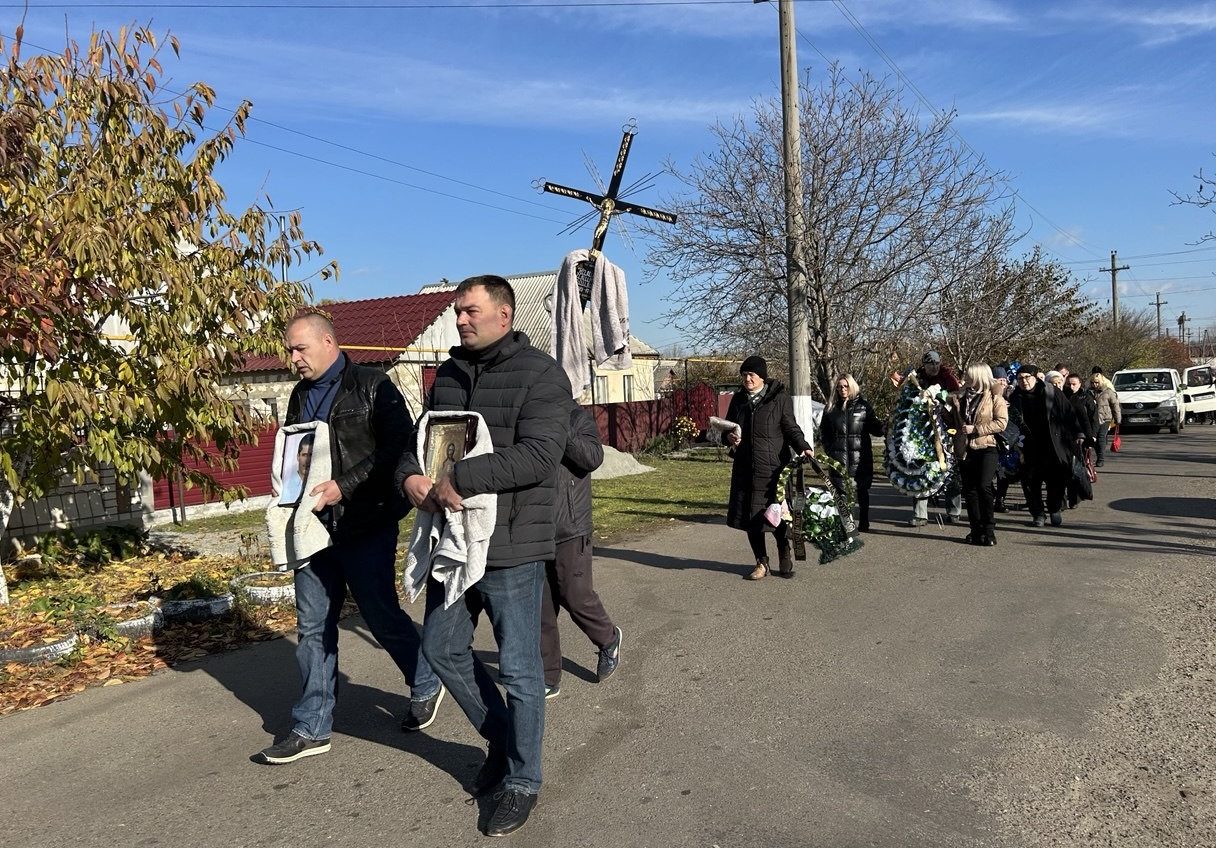 На Одещині попрощалися з енергетиками, які загинули під час ворожого обстрілу 17 листопада «фото»