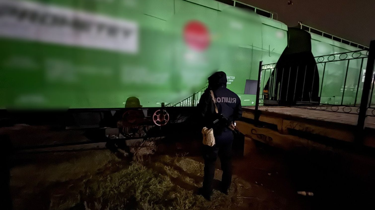 В Одеському районі чоловік стрибнув під потяг: поліція з’ясовує обставини usionline.com В Одеському районі чоловік стрибнув під потяг: поліція з’ясовує обставини «фото»