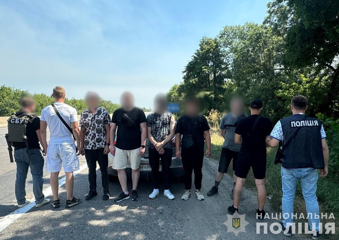 Дев’ять років за ґратами проведе одесит за переправку ухилянтів, оборудки з наркотиками та зброєю (фото) «фото»