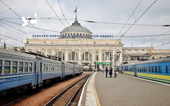 «Укрзалізниця» капітально відновила ще одну одеську приміську електричку (відео) «фото»