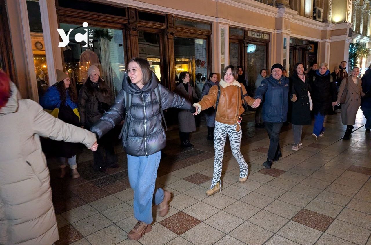 В Одесі вперше від початку війни відбувся ланцюг єдності до Дня Соборності (фото) «фото»